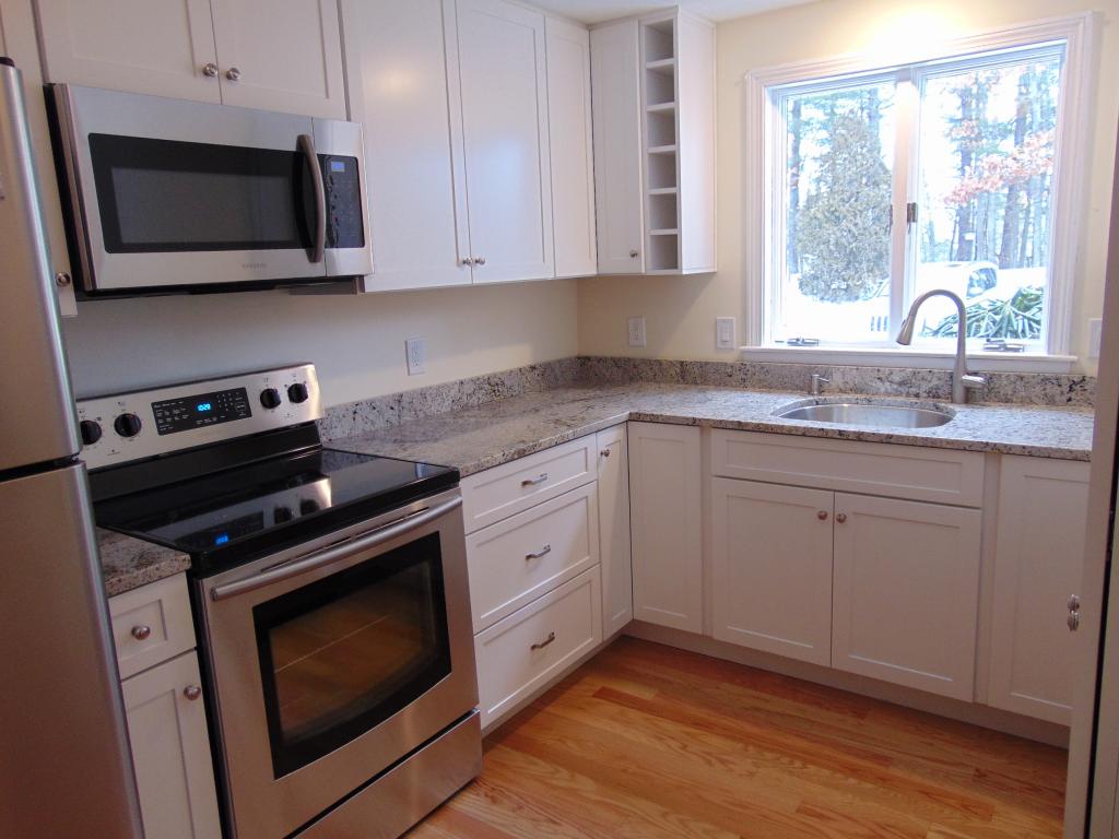 14-26 Veterans Road, Unit 26 Amherst, NH 03031 - Photo 2 of 24