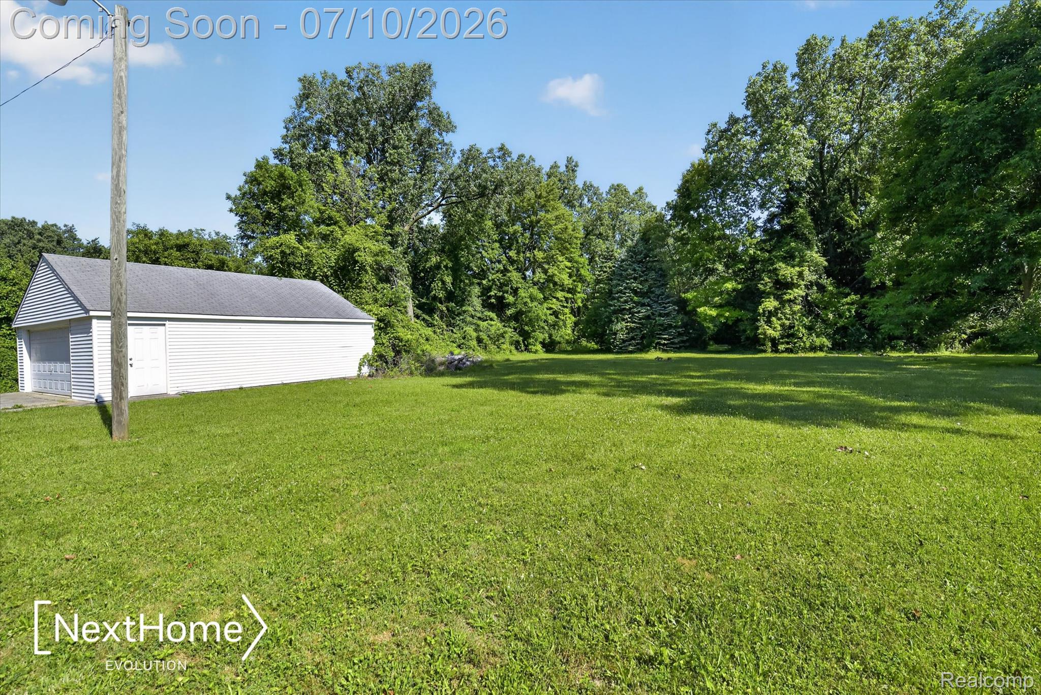 33950 Ecorse Road Romulus, MI 48174 - Photo 35 of 39 39-39-33950-Encore-Ct-Scio-Township-WindowStill.jpg