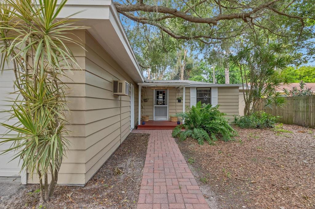 5020 Swift Road Sarasota, FL 34231 - Photo 1 of 1