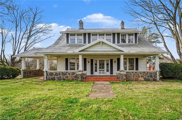 $350,000 | 402 East Main Street, Boonville, NC 27011