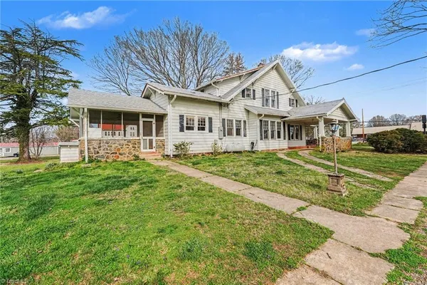 $350,000 | 402 East Main Street, Boonville, NC 27011