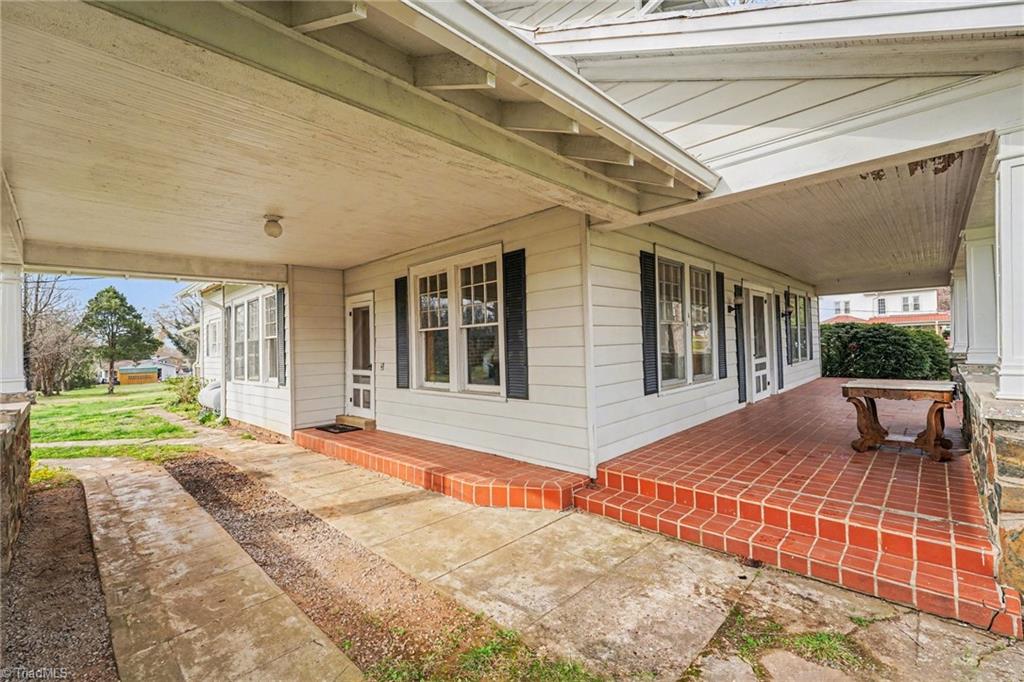402 East Main Street Boonville, NC 27011 - Photo 47 of 50