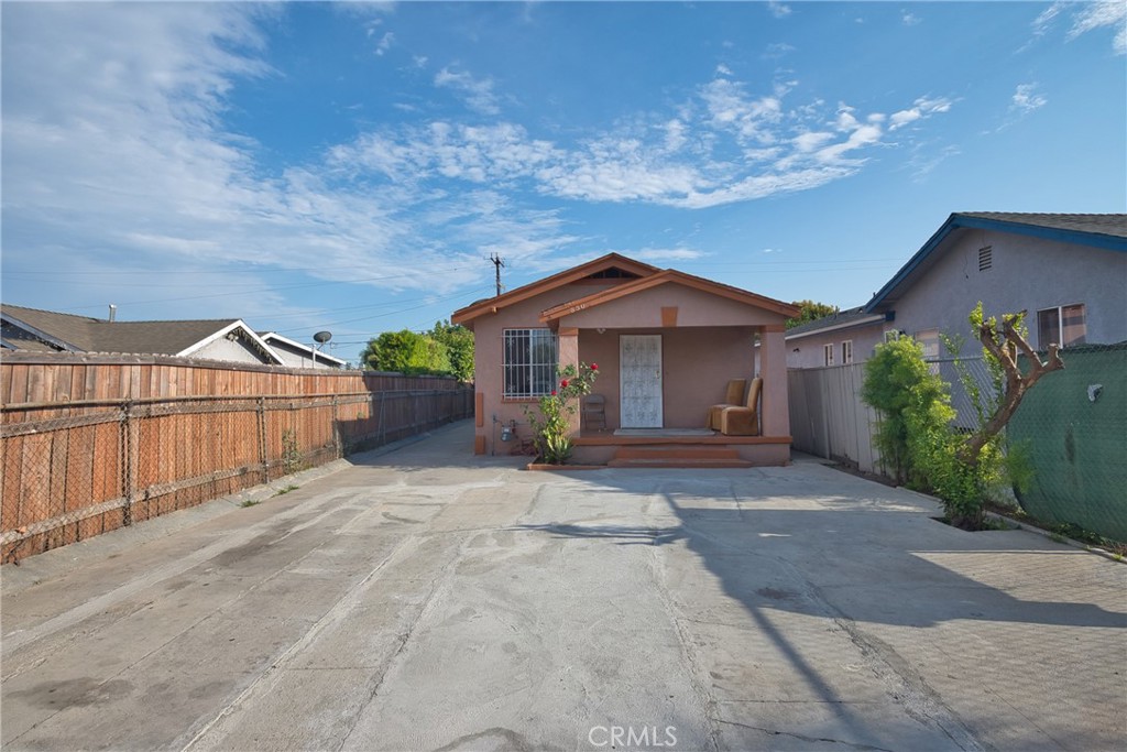 850 West 132nd Street Compton, CA 90222 - Photo 2 of 23