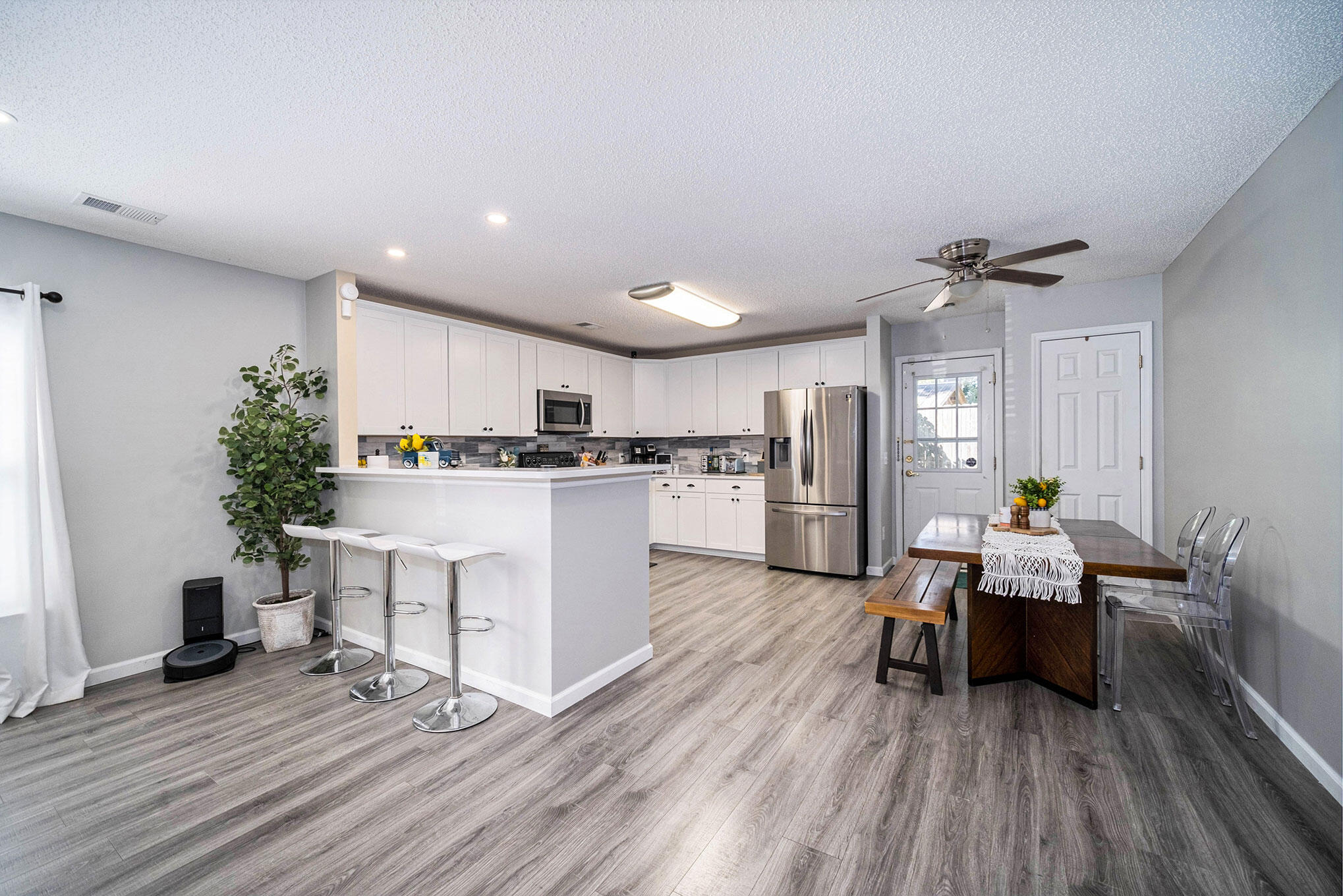 1116 Deerberry Road Hanahan, SC 29445 - Photo 8 of 33 kitchen:dining