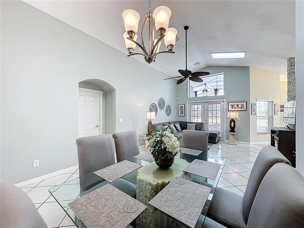 2541 Oneida Loop Kissimmee, FL 34747 - Photo 10 of 67 Gallery Image 10