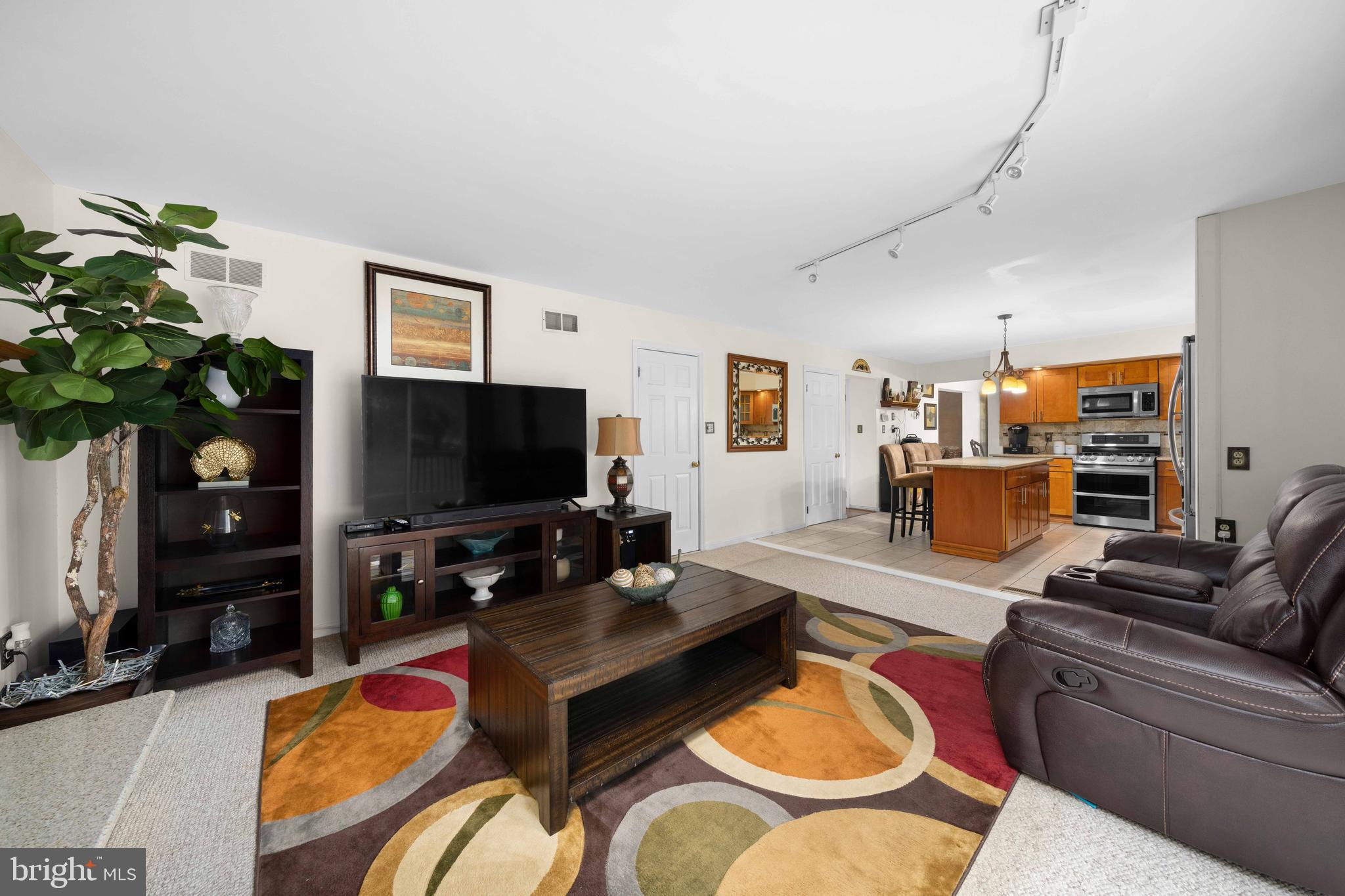 716 Camberly Road Glenside, PA 19038 - Photo 21 of 36 Gallery Image 21