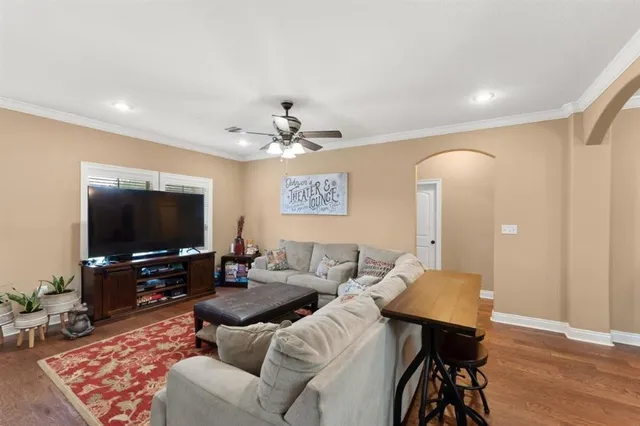 $279,000 | 2441 West Laura Drive, Lake Charles, LA 70611