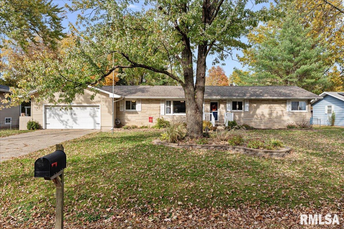 619 East Main Street Rochester, IL 62563 - Photo 44 of 54