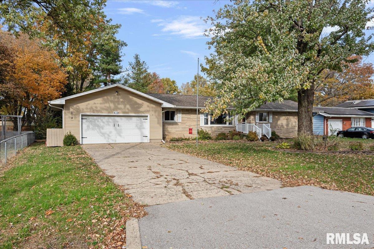 619 East Main Street Rochester, IL 62563 - Photo 45 of 54