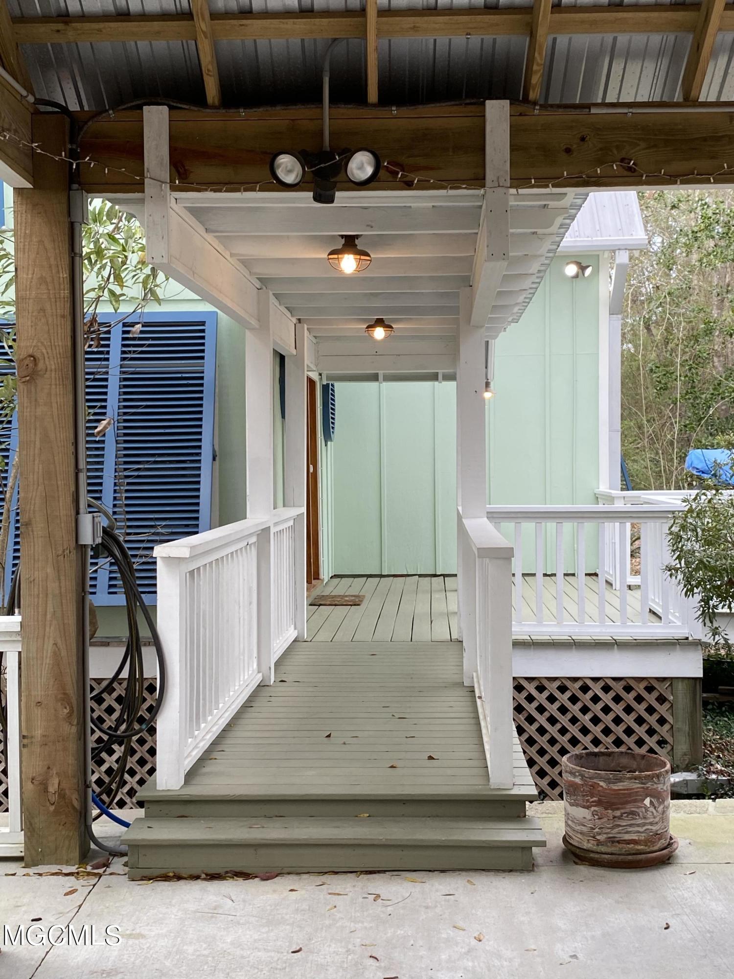 2309 Starfish Road Gautier, MS 39553 - Photo 5 of 71 BDDC452D-6DD3-4483-AF0C-865CCE5023BF