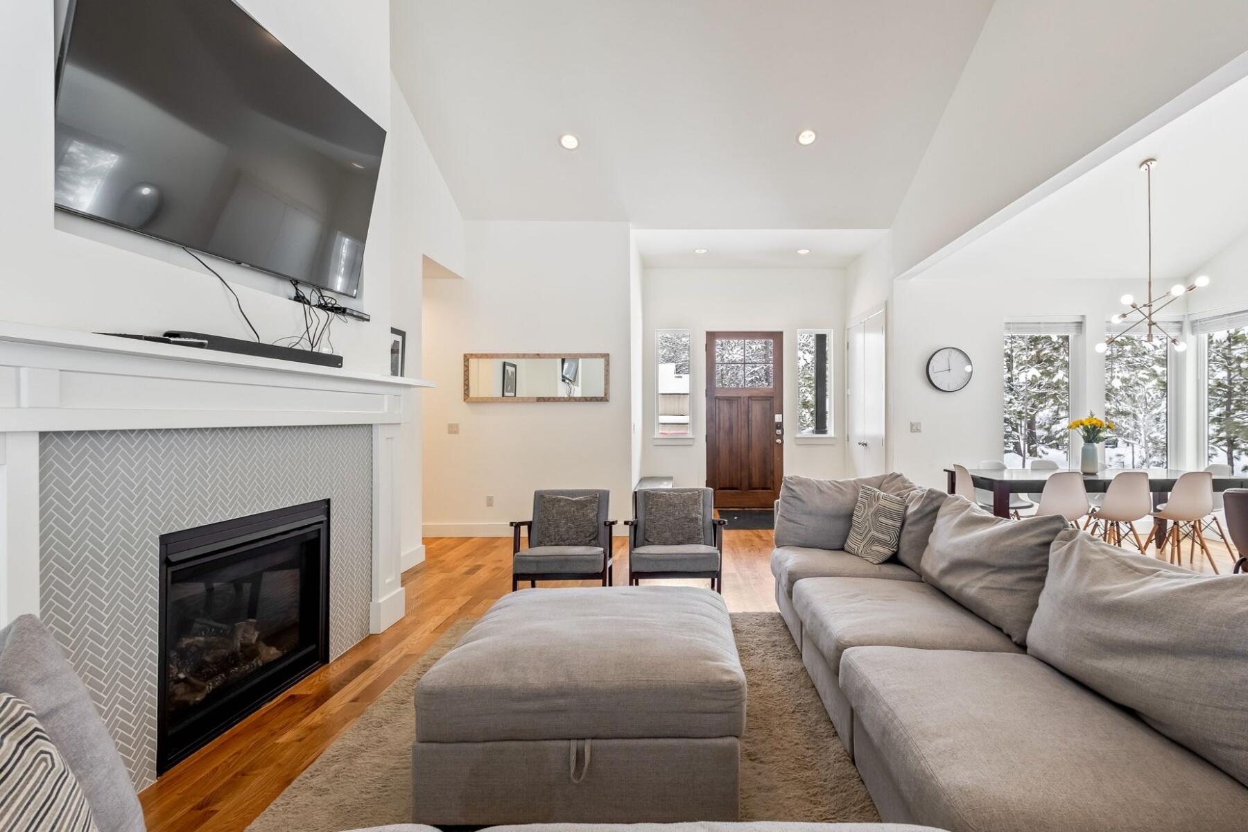 58032 Kinglet Road Sunriver, OR 97707 - Photo 15 of 44 batch_15