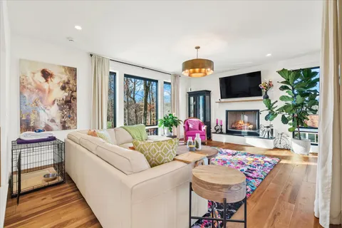 $1,125,000 | 1301 Chestnut Drive, Brentwood, TN 37027