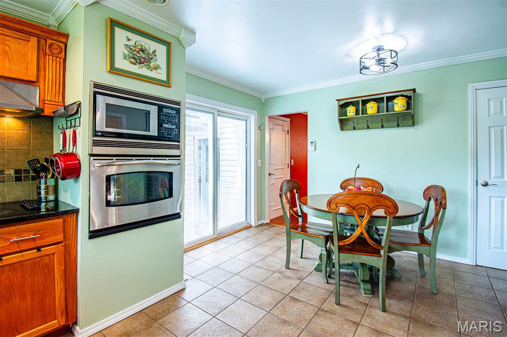 2025 Rurline Drive St. Louis, MO 63146 - Photo 29 of 92