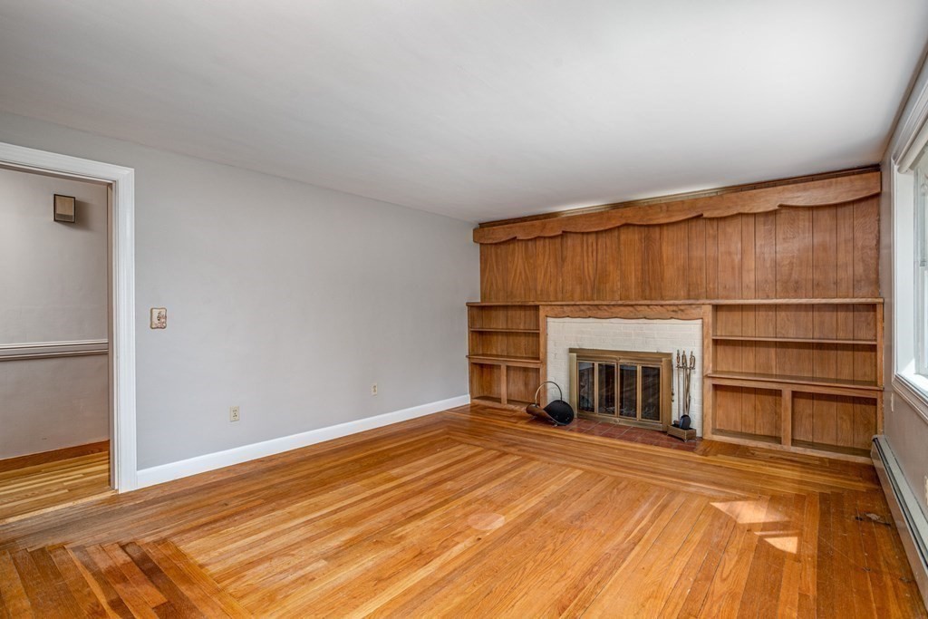12 Middlesex Avenue Worcester, MA 01604 - Photo 12 of 36