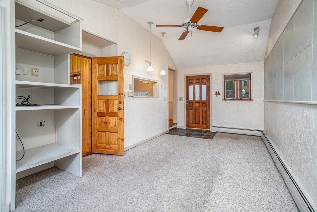 12 Middlesex Avenue Worcester, MA 01604 - Photo 20 of 36