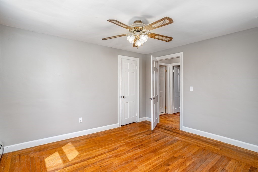 12 Middlesex Avenue Worcester, MA 01604 - Photo 25 of 36