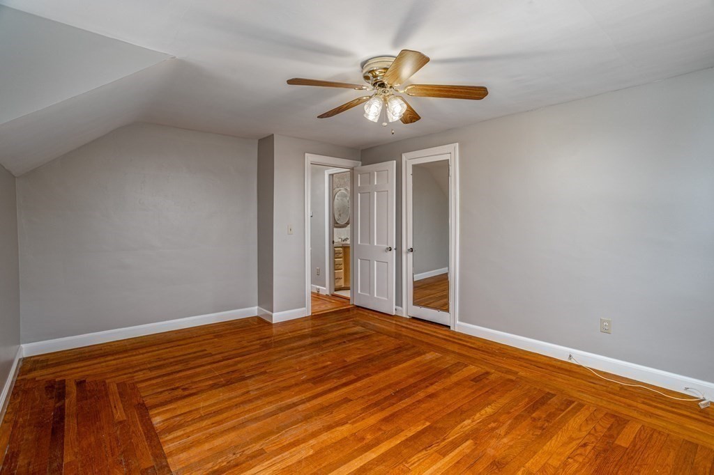 12 Middlesex Avenue Worcester, MA 01604 - Photo 27 of 36