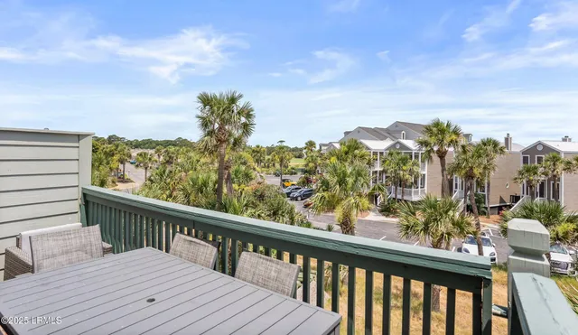 $700,000 | 608 Newhaven Court, Unit 608, Fripp Island, SC 29920