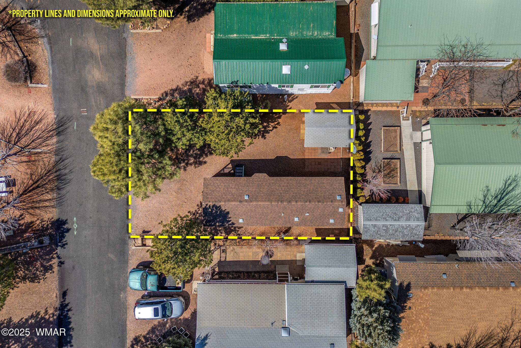 2206 Wrangler Way Overgaard, AZ 85933 - Photo 24 of 38 an aerial view of a house with a yard