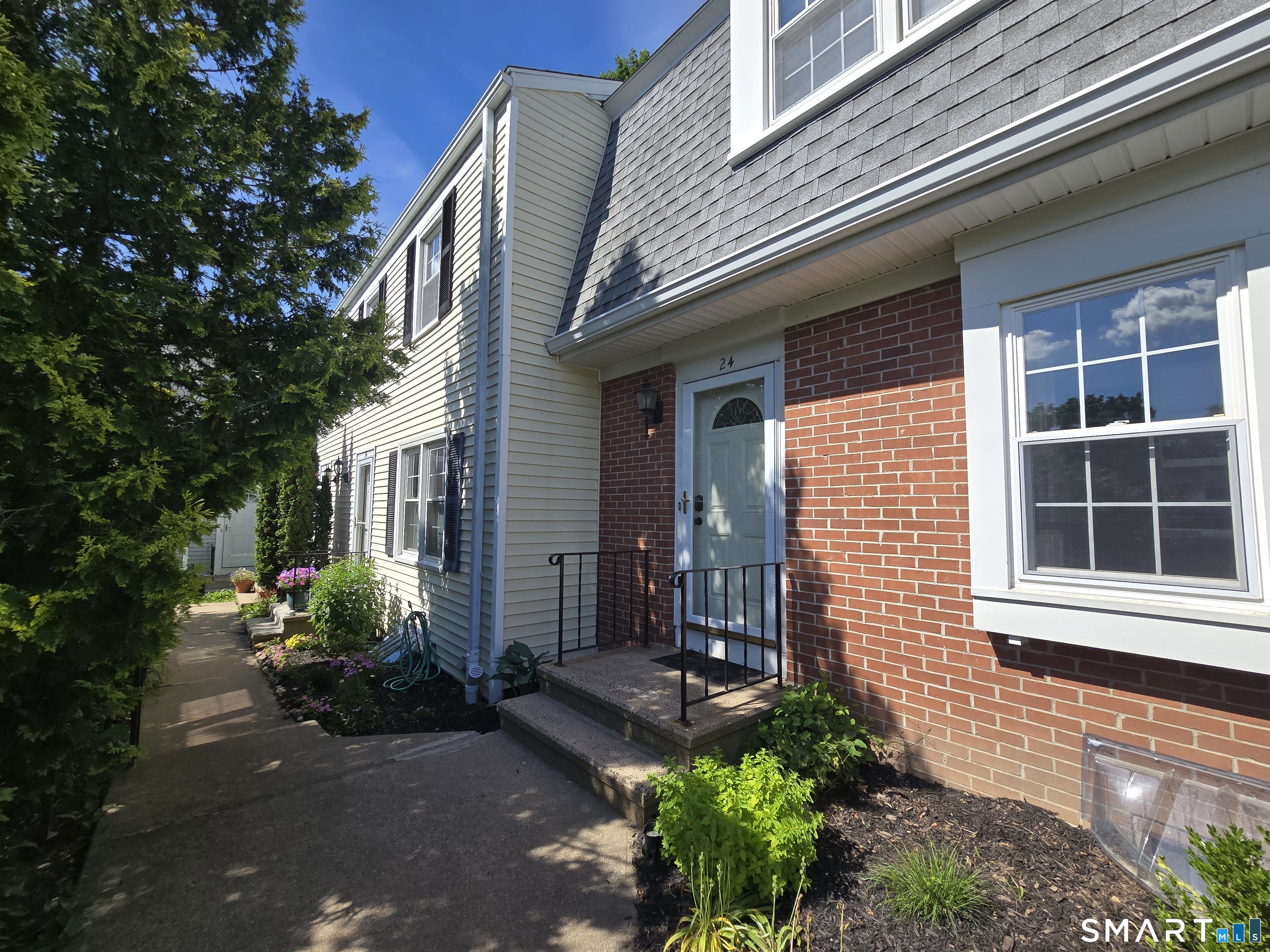 24 Tapping Reeve Village, Unit 24 Litchfield, CT 06759 - Photo 1 of 32