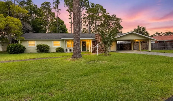 $325,000 | 2011 Long Avenue, Port St. Joe, FL 32456