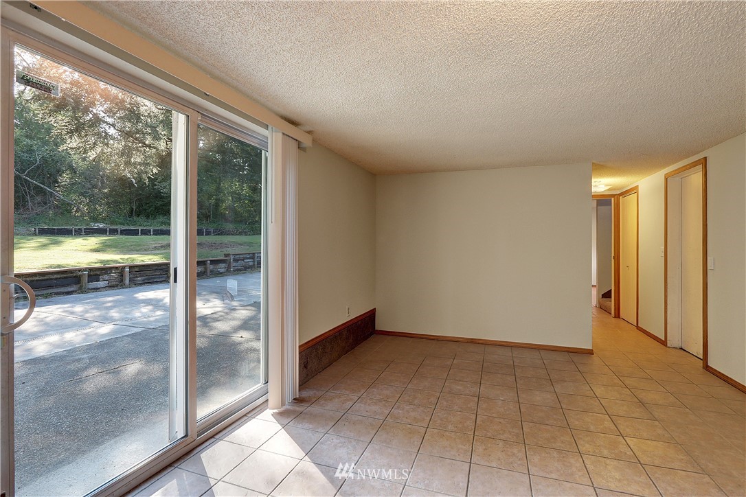16723 132nd Place Southeast Renton, WA 98058 - Photo 14 of 27 Gallery Image 14
