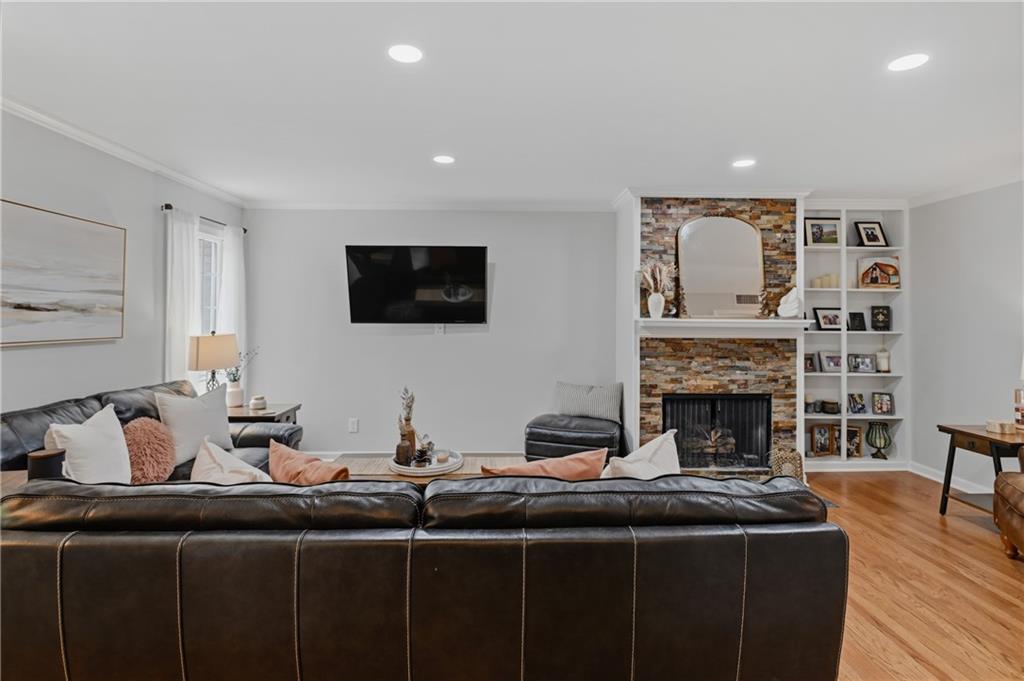 2947 Lavista Way Decatur, GA 30033 - Photo 17 of 52