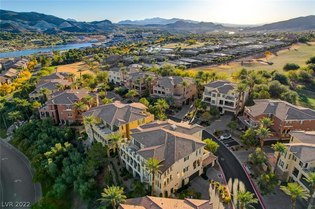 40 Luce Del Sole, Unit 3 Henderson, NV 89011 - Photo 4 of 60