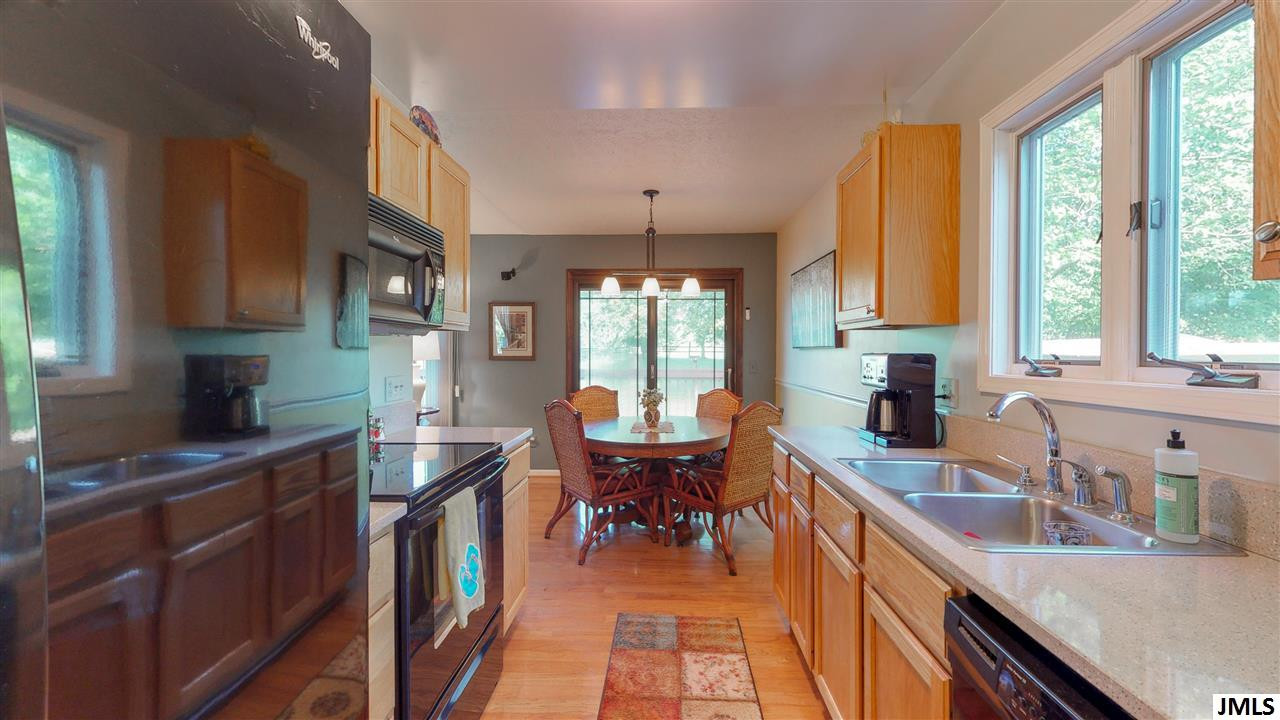 11250 Hankerd Road, Unit 18 Pleasant Lake, MI 49272 - Photo 16 of 36 Photo 16