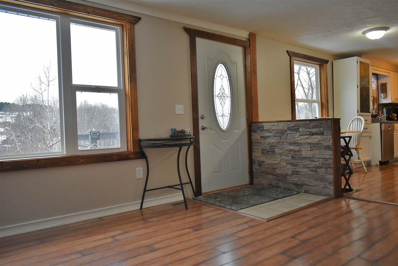 5214 Cedar Valley Road Traverse City, MI 49684 - Photo 10 of 47 1872912-9.JPG