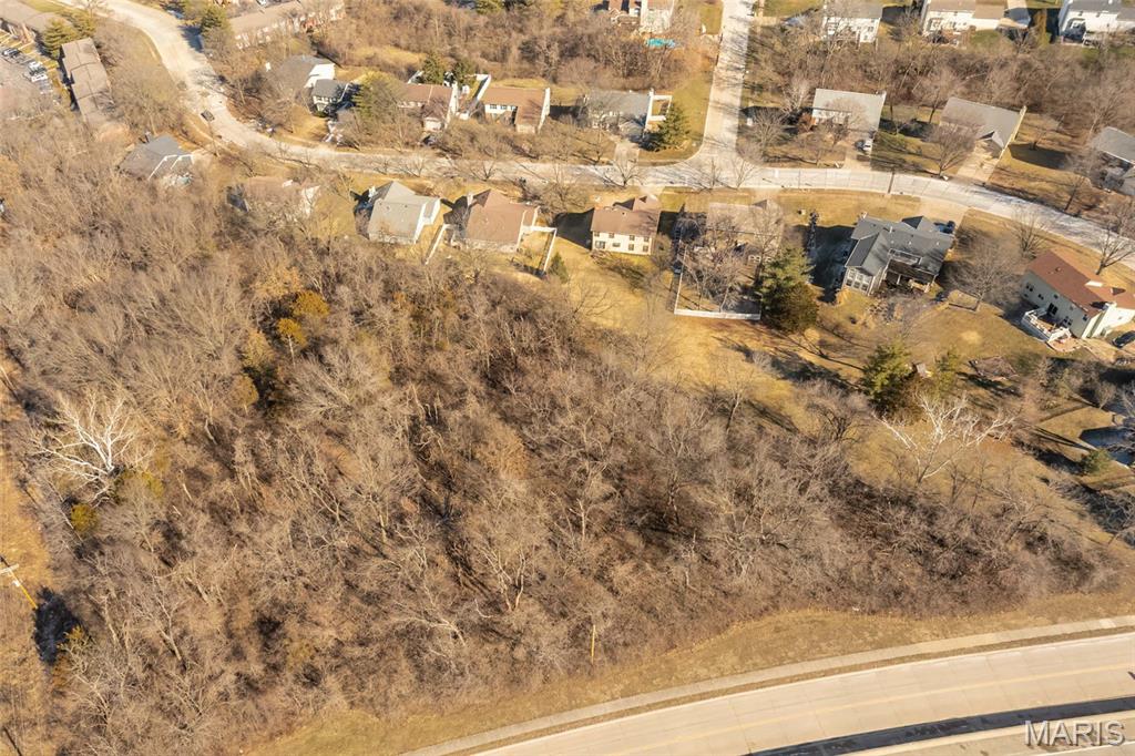 514 Meramec Station Road Ballwin, MO 63021 - Photo 2 of 8