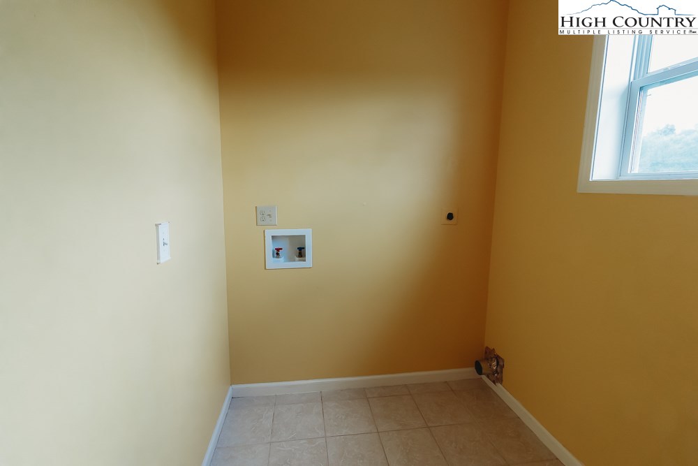 241 Ridgefield Road Boone, NC 28607 - Photo 14 of 35 Gallery Image 14