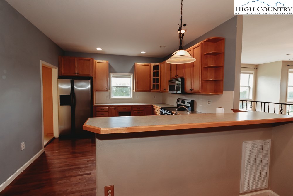 241 Ridgefield Road Boone, NC 28607 - Photo 16 of 35 Gallery Image 16