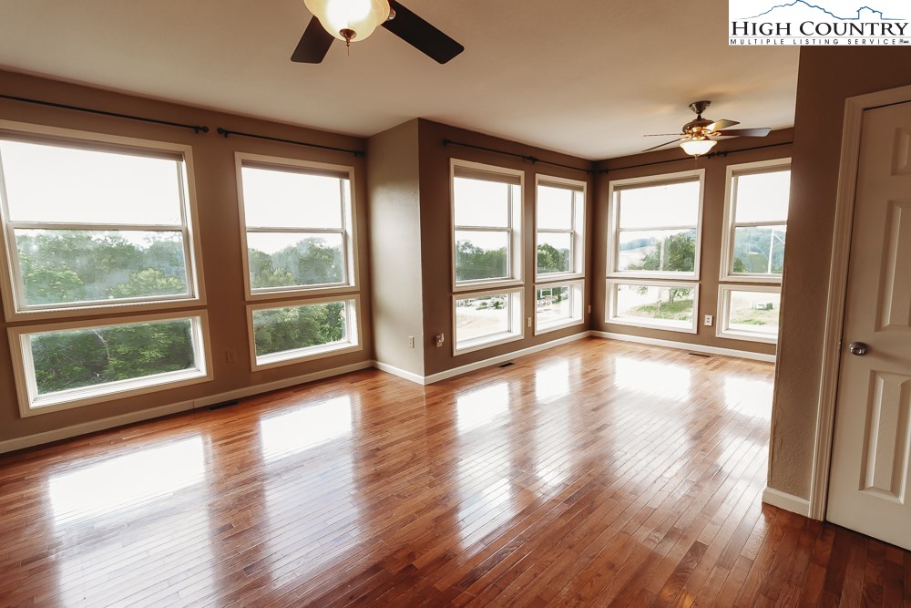 241 Ridgefield Road Boone, NC 28607 - Photo 6 of 35 Gallery Image 6