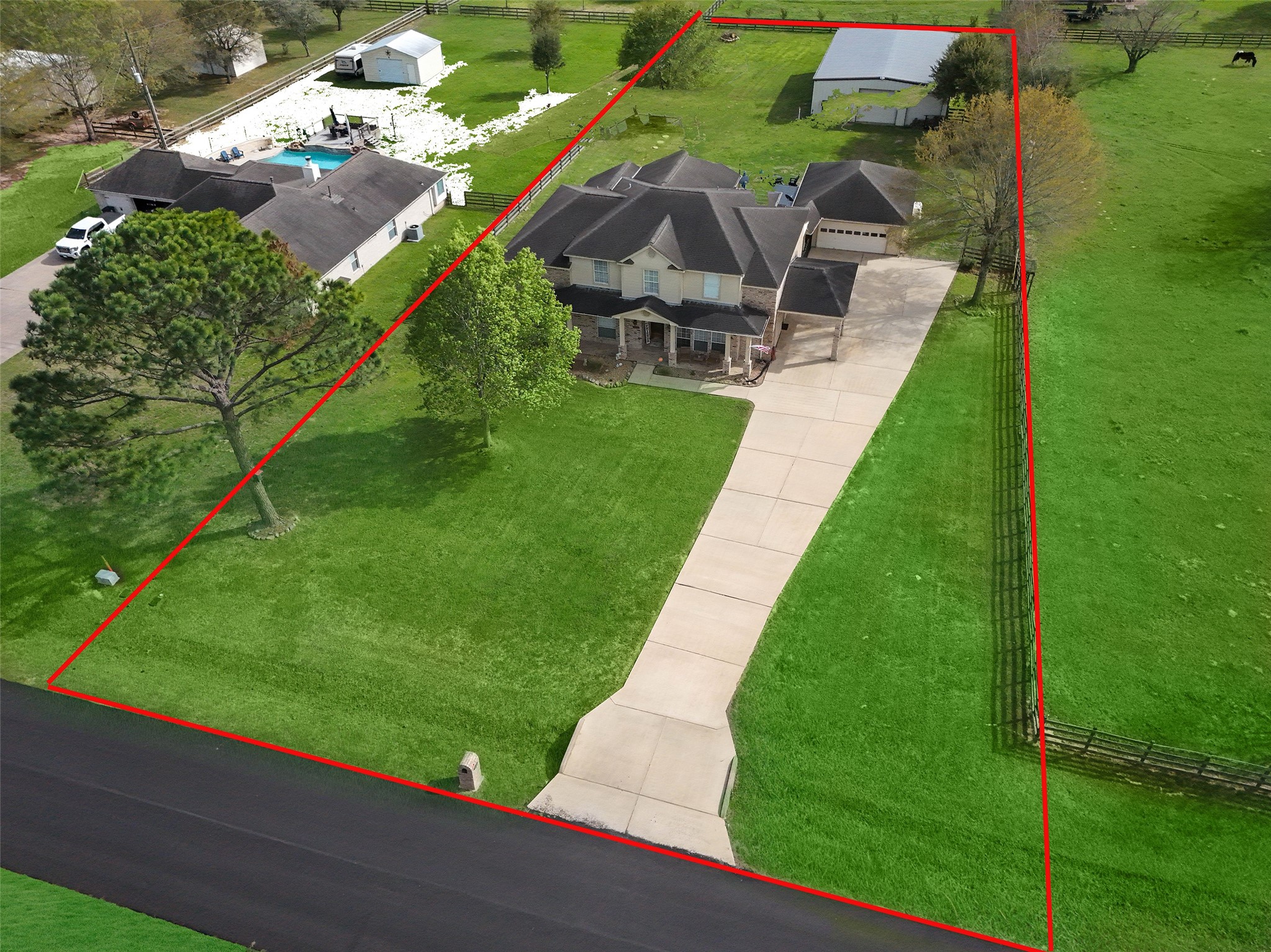 32315 Grove Park Road Waller, TX 77484 - Photo 2 of 40 Spacious country property with long driveway and private setting