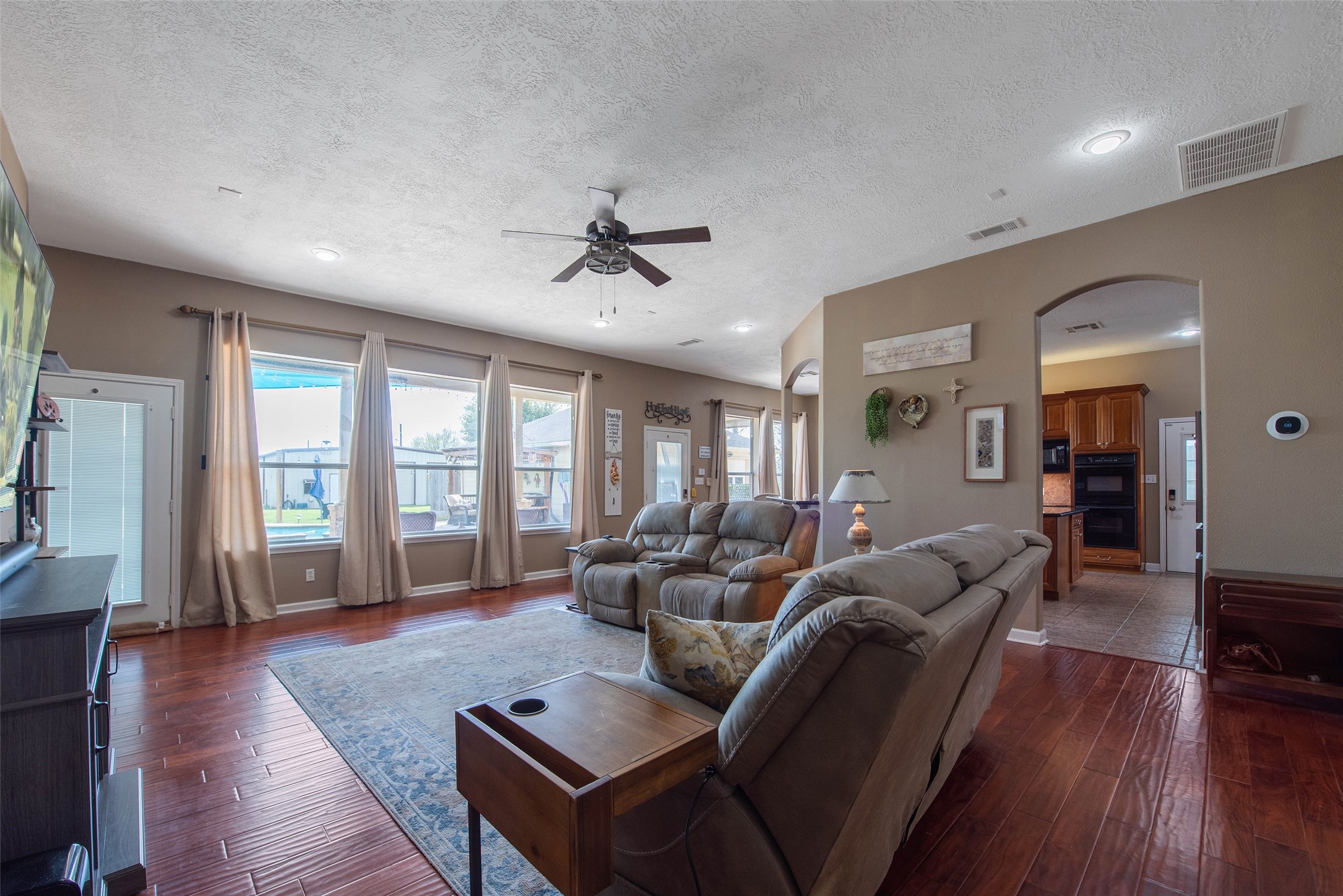 32315 Grove Park Road Waller, TX 77484 - Photo 5 of 40