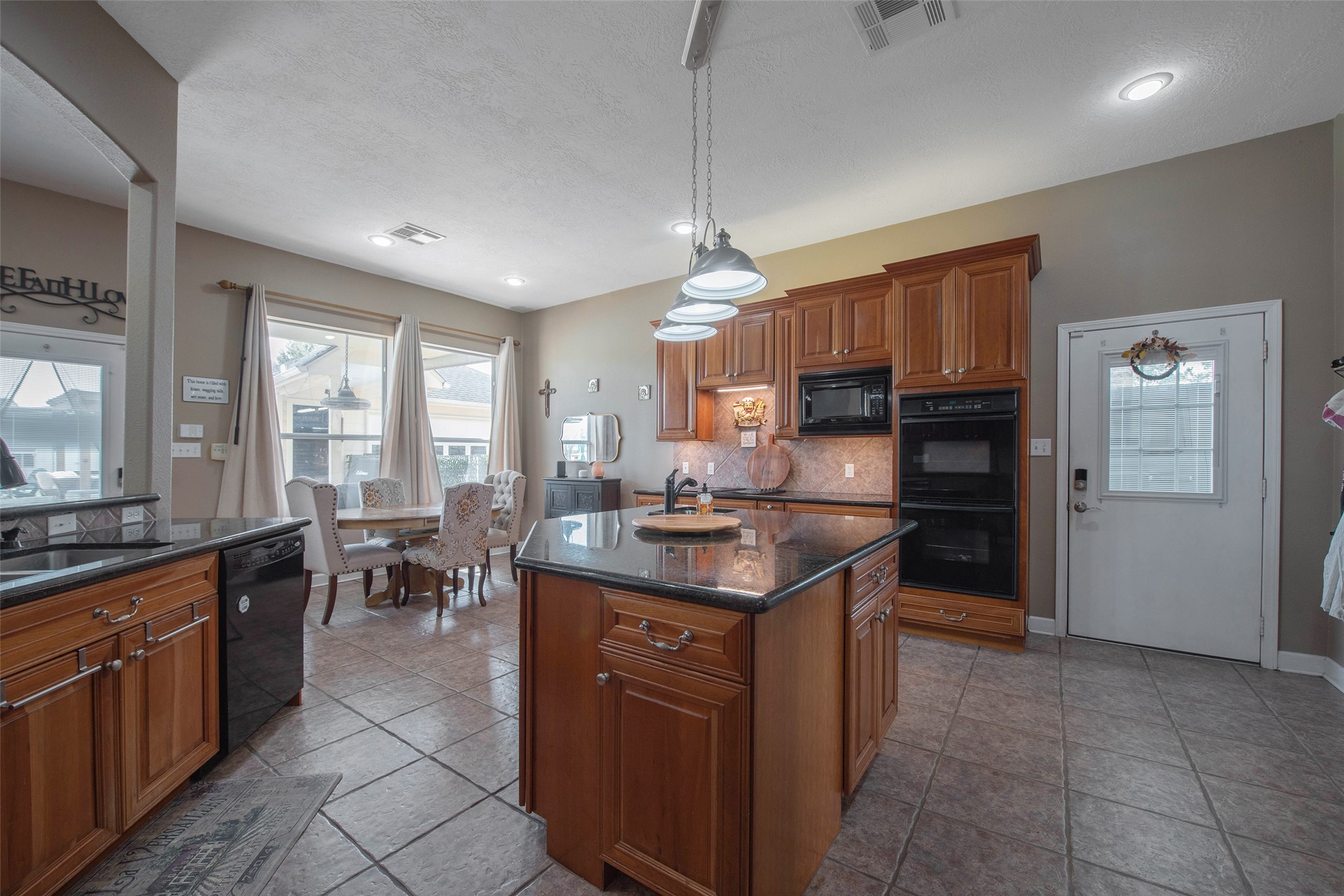 32315 Grove Park Road Waller, TX 77484 - Photo 7 of 40