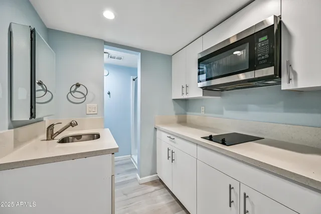 $699 | 3025 North 32nd Street, Unit 45, Phoenix, AZ 85018