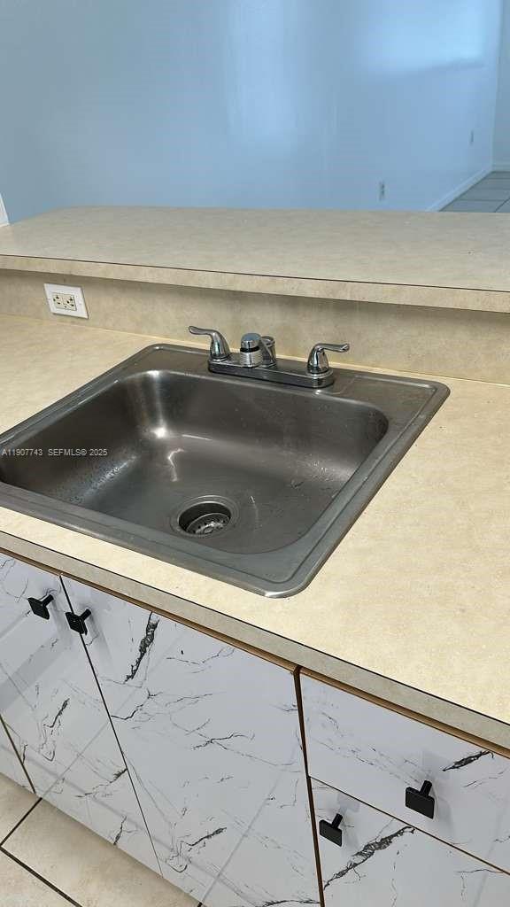 2910 Southeast 12th Road, Unit 20429 Homestead, FL 33035 - Photo 12 of 25 a close view of sink