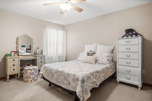 $239,900 | 3805 South Pointe Drive, Unit F, DeKalb, IL 60115