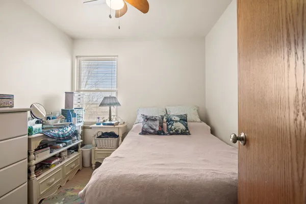 $239,900 | 3805 South Pointe Drive, Unit F, DeKalb, IL 60115