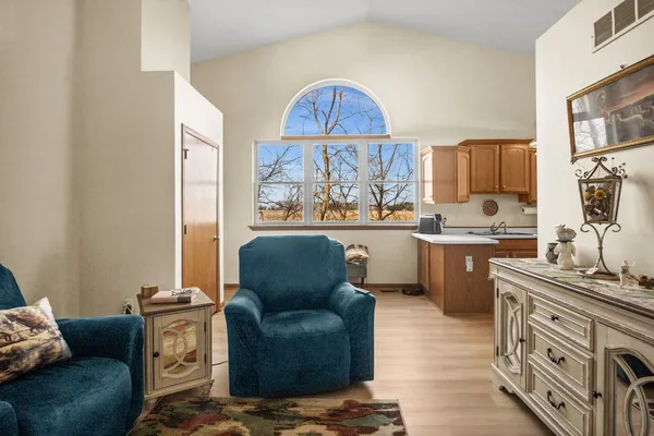 $239,900 | 3805 South Pointe Drive, Unit F, DeKalb, IL 60115