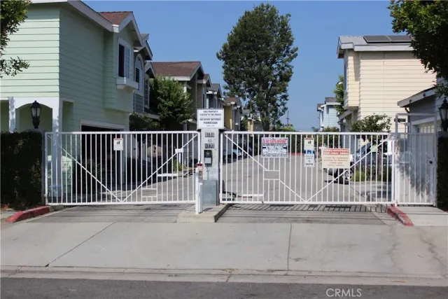 $4,200 | 9165 Noble Avenue, North Hills, CA 91343