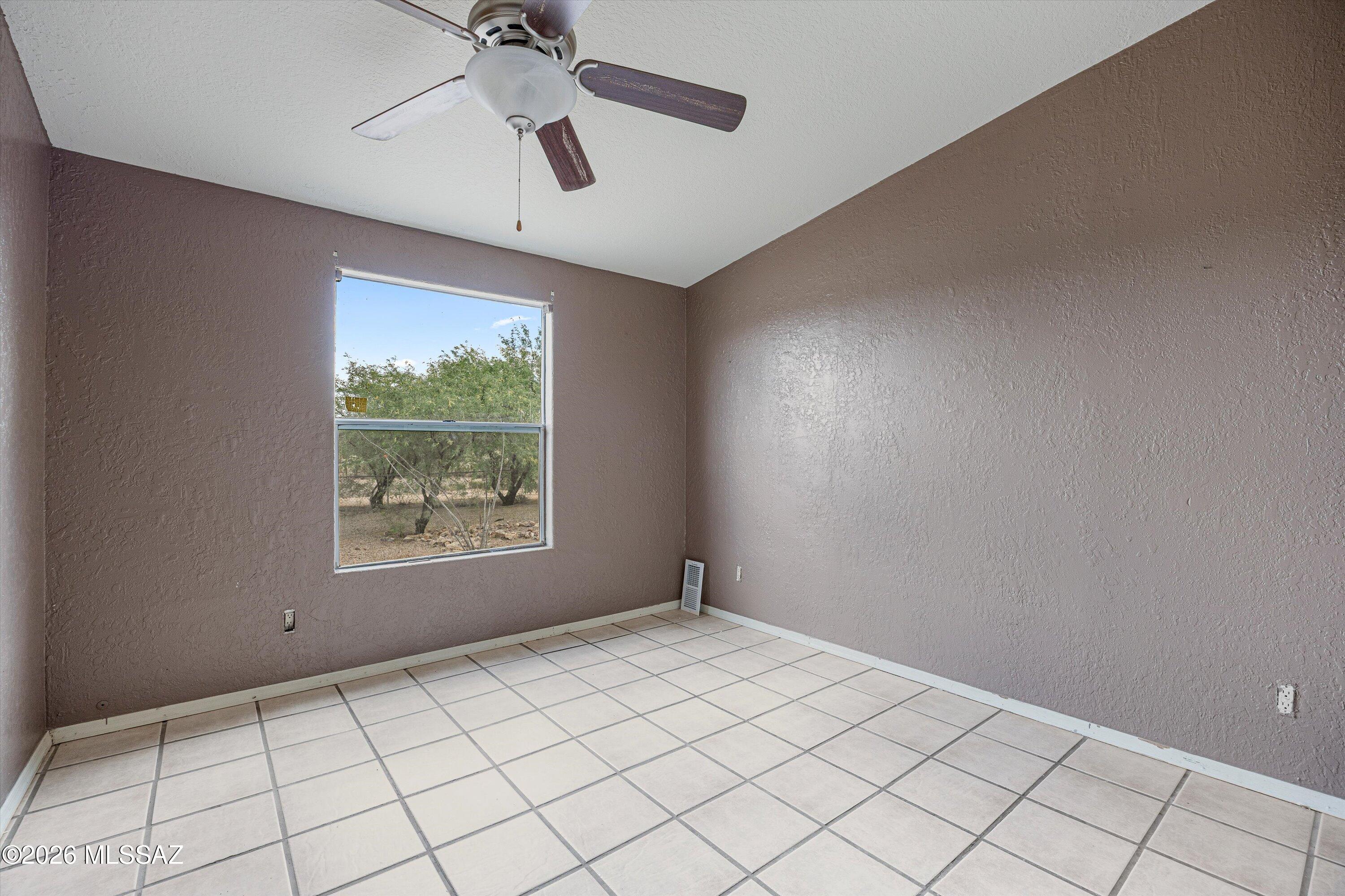 17111 South Country Club Road, Unit 48 Sahuarita, AZ 85629 - Photo 25 of 37 Bedroom 3
