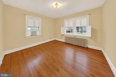 $950,000 | 1639 North Woodstock Street, Arlington, VA 22207