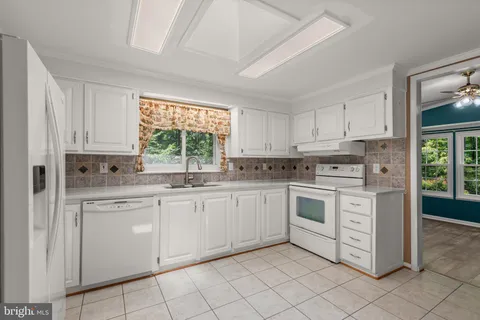 $335,000 | 925 Jones Drive, Ruther Glen, VA 22546