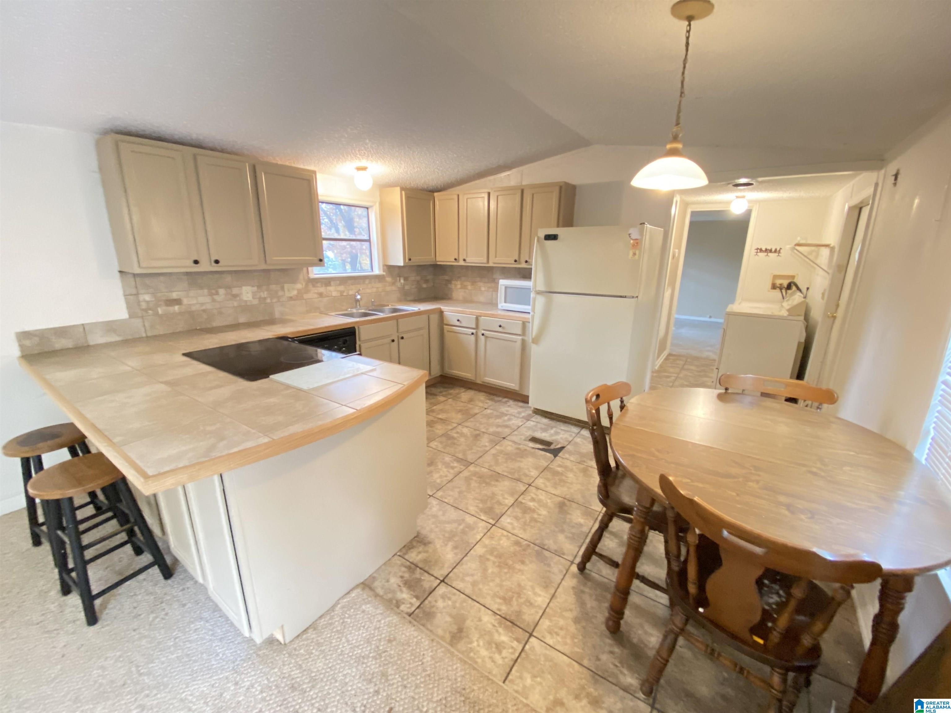 215 Journeys End Road Ashville, AL 35953 - Photo 20 of 37