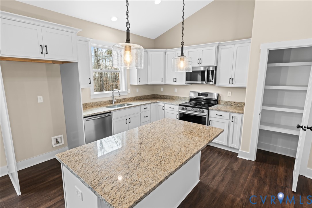 1676 Patterson Road Buckingham, VA 23921 - Photo 6 of 21