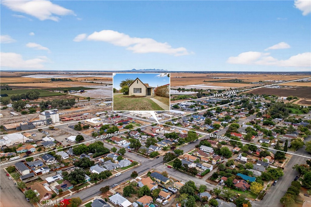 459 South Butte Street Willows, CA 95988 - Photo 39 of 44 an aerial view of multiple house