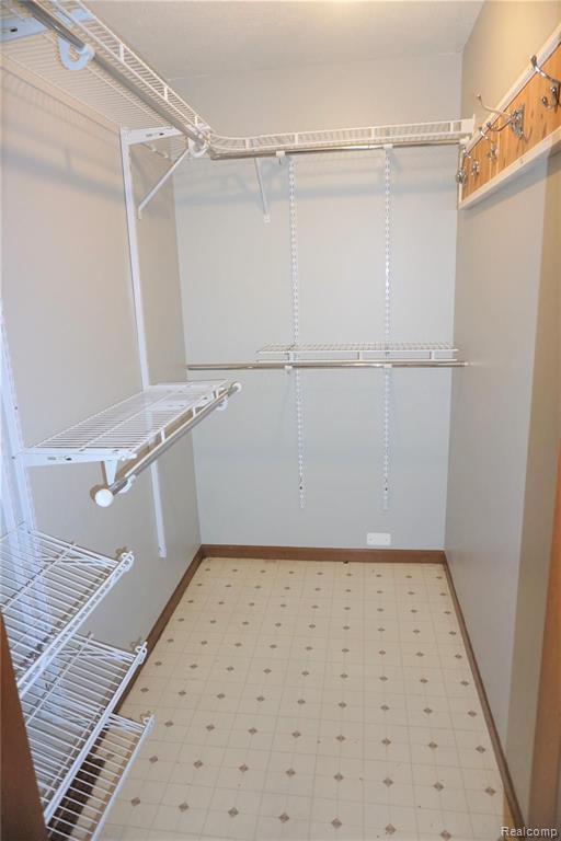 4345 Livernois Road Troy, MI 48098 - Photo 17 of 25